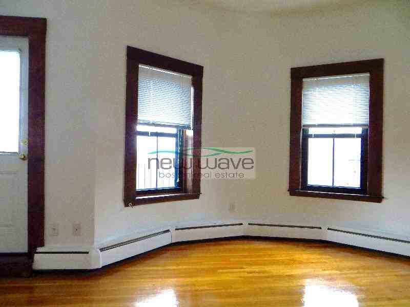 12 Columbus Square #6 - Photo 4 of 20