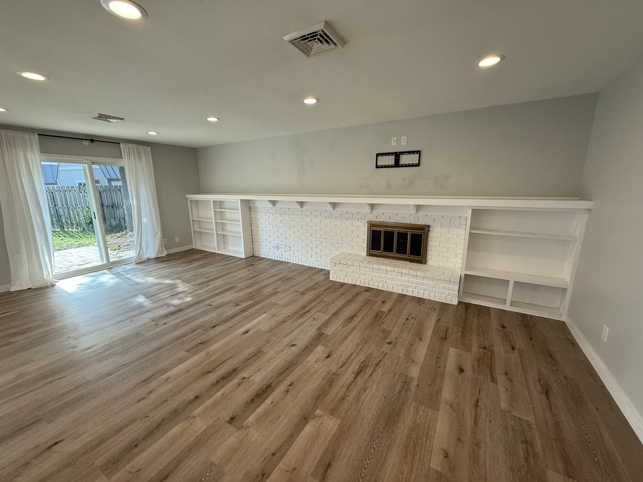 612 Kinzer Ave #NA - Photo 5 of 44