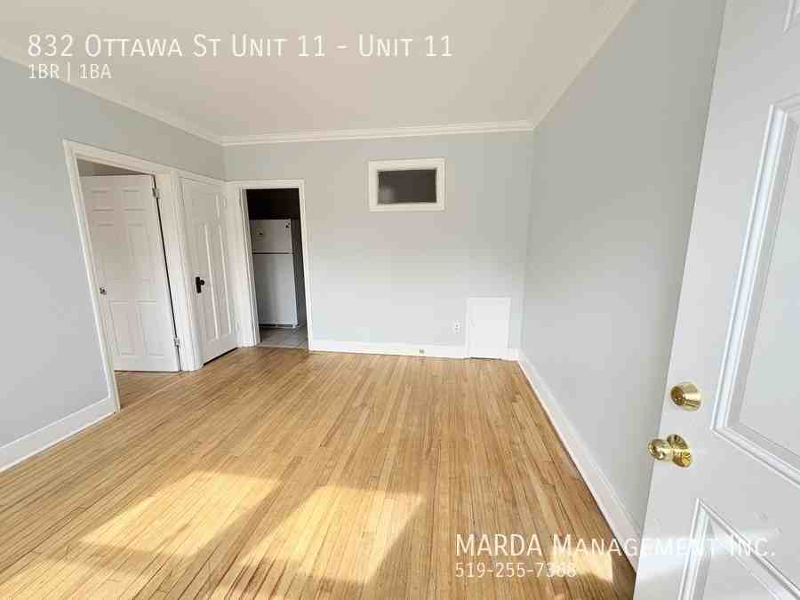 832 Ottawa St Unit 11 #11 - Photo 4 of 21