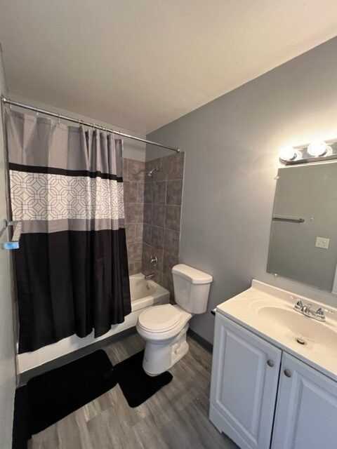 401 Smith St Apt B4 - Photo 7 of 13