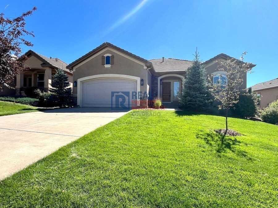 2633 Cinnabar Rd - Photo 2 of 41