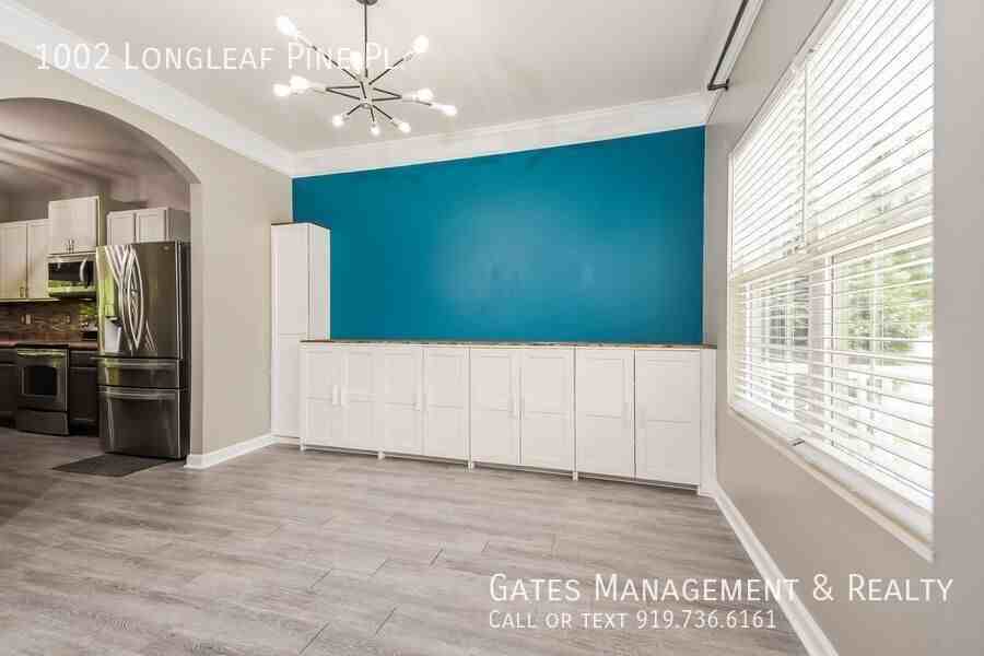 1002 Longleaf Pine Pl - Photo 3 of 27