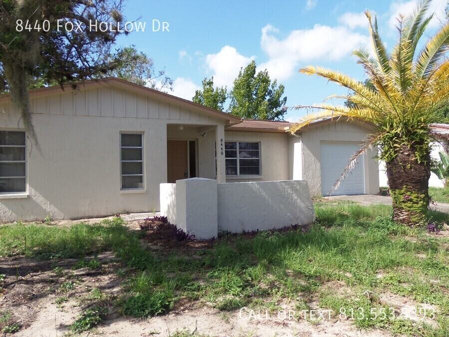 8440 Fox Hollow Dr - Photo 2 of 24