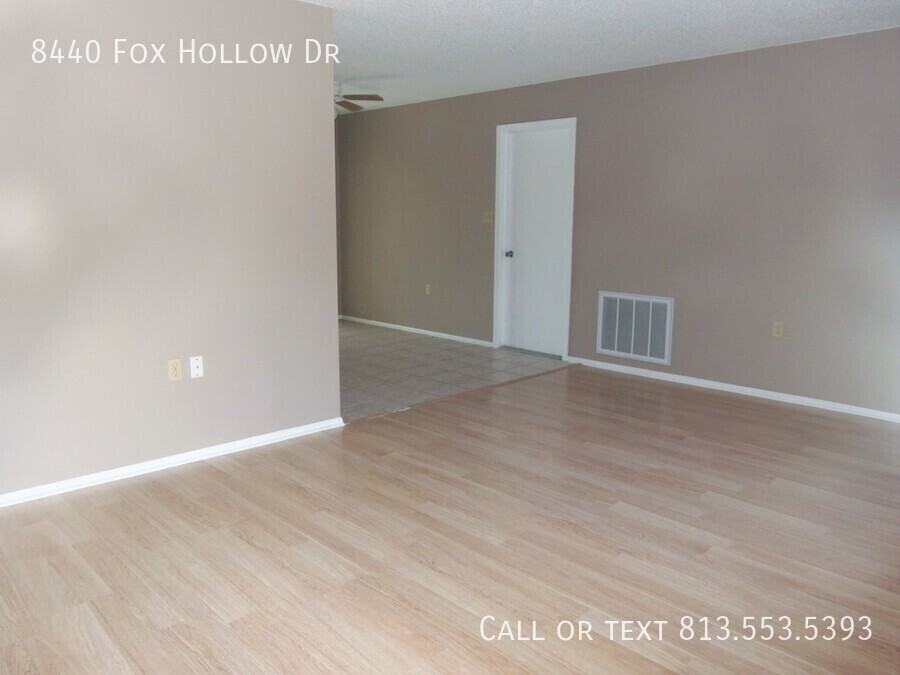 8440 Fox Hollow Dr - Photo 6 of 24