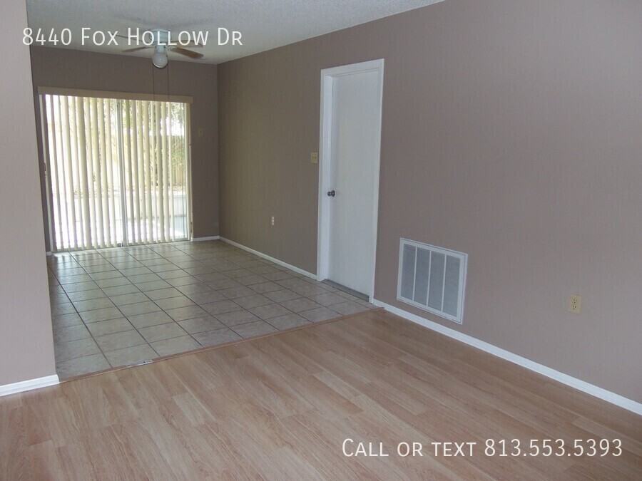 8440 Fox Hollow Dr - Photo 7 of 24