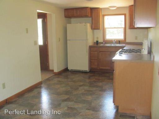 1696 US-23 - Photo 3 of 8