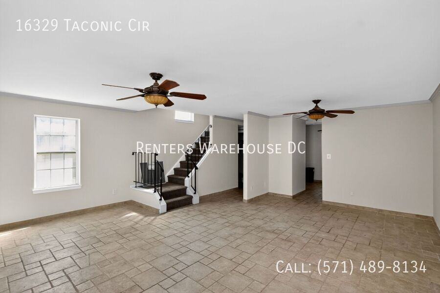 16329 Taconic Cir - Photo 6 of 17