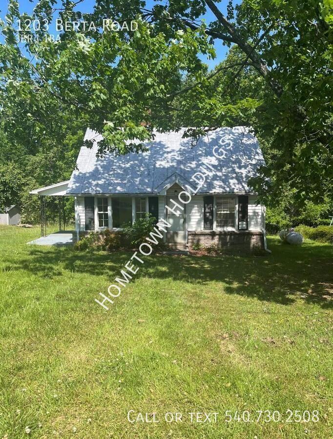 1203 Berta Rd - Photo 2 of 20