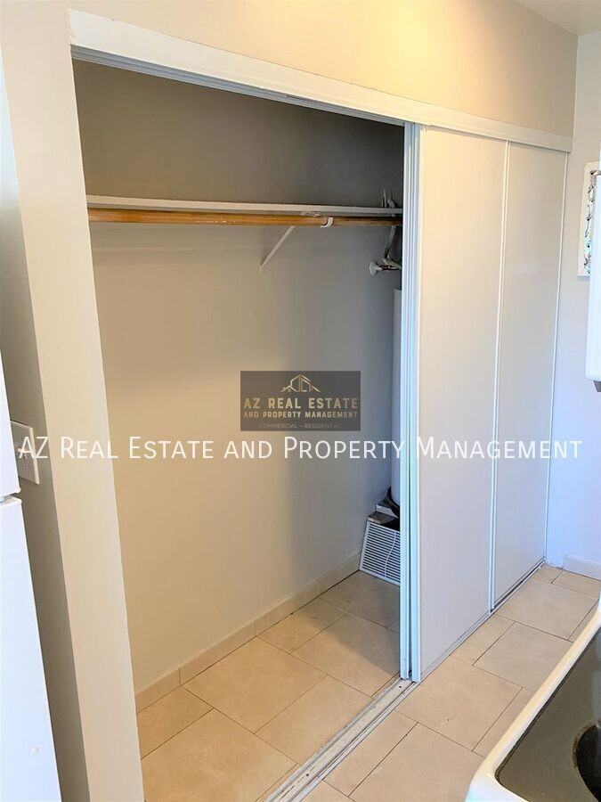 909 E Roosevelt St #6 - Photo 5 of 8