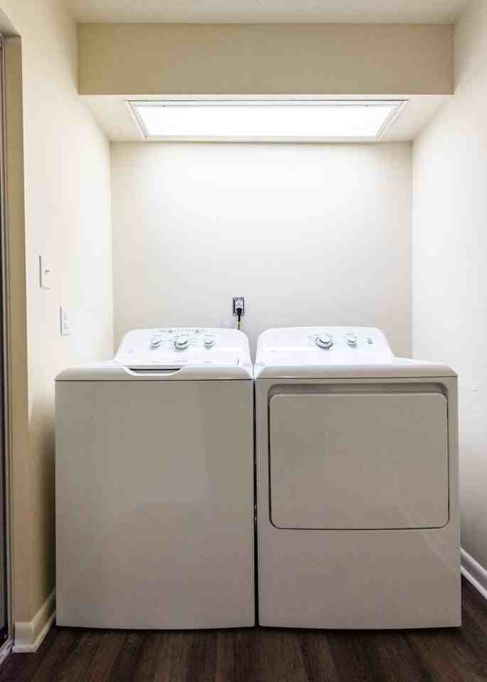 2344 Grinstead Dr #2 - Photo 5 of 27