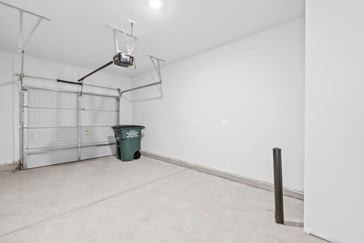 4163 Summit Woods Dr - Photo 6 of 23