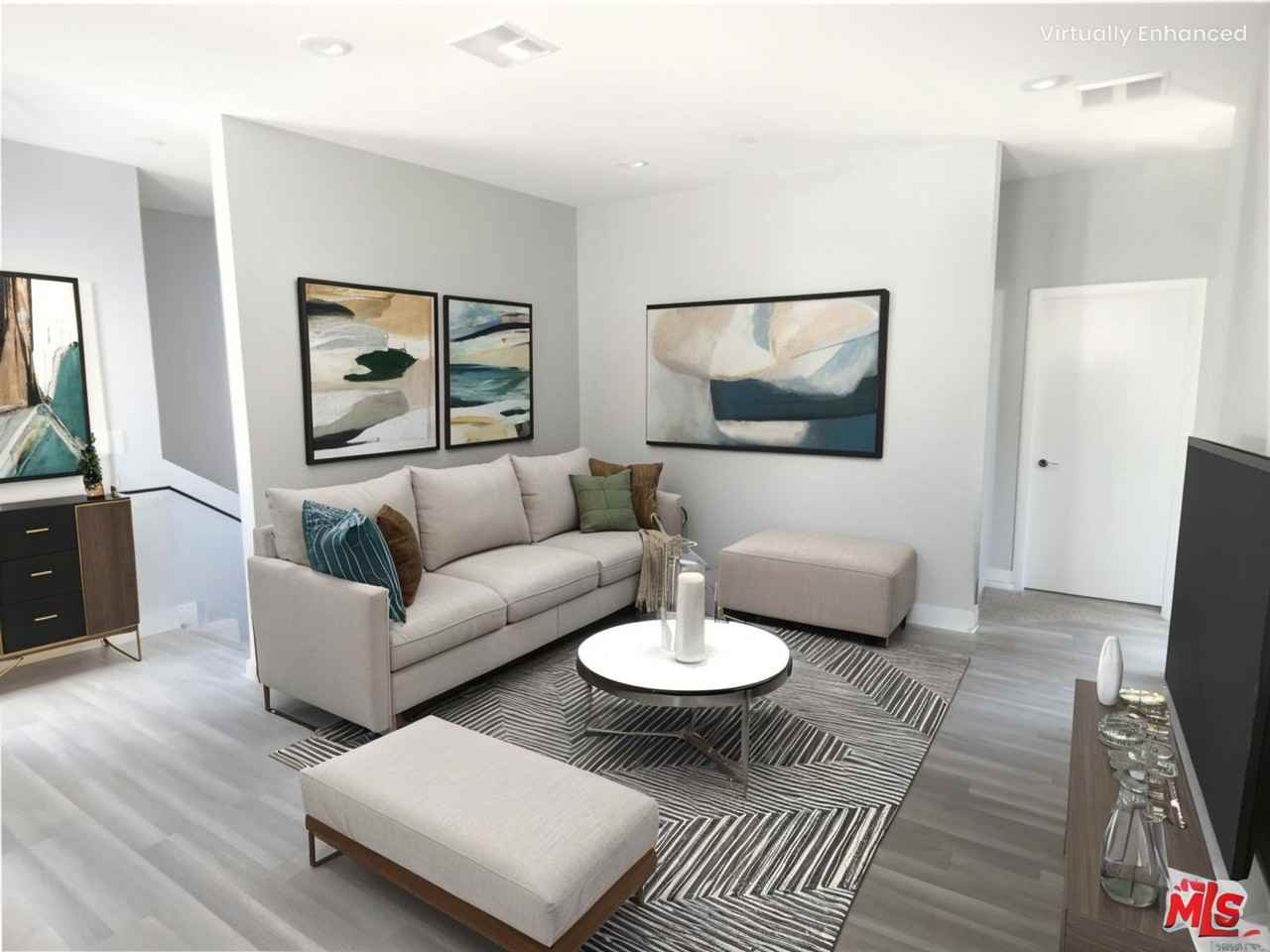 1923 Holly Dr - Photo 3 of 50