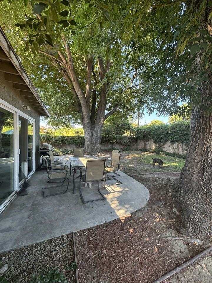 16047 Tupper St - Photo 7 of 17