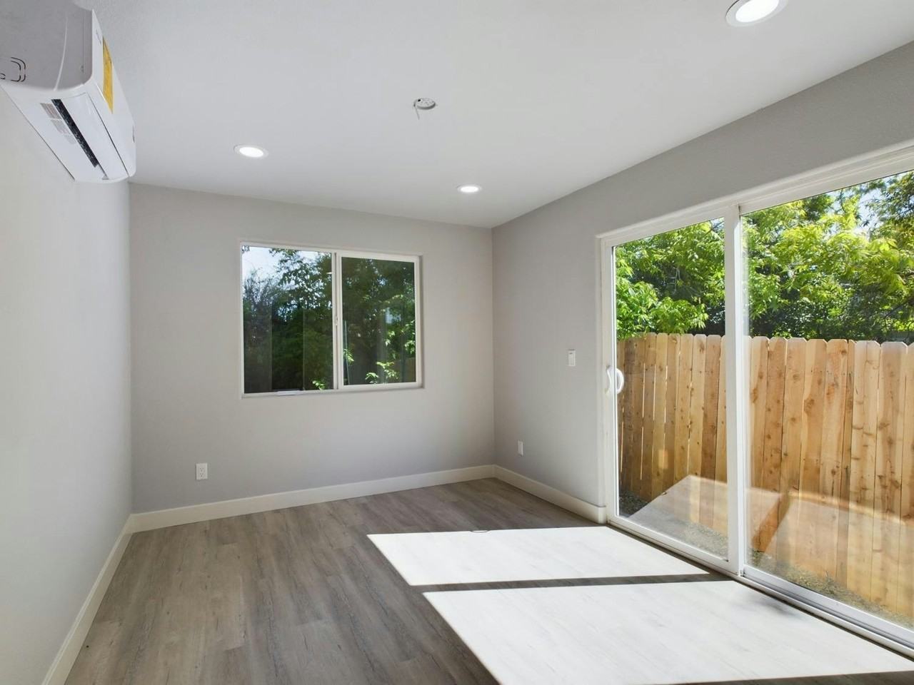 430 5th St, Unit N/A - Photo 3 of 17