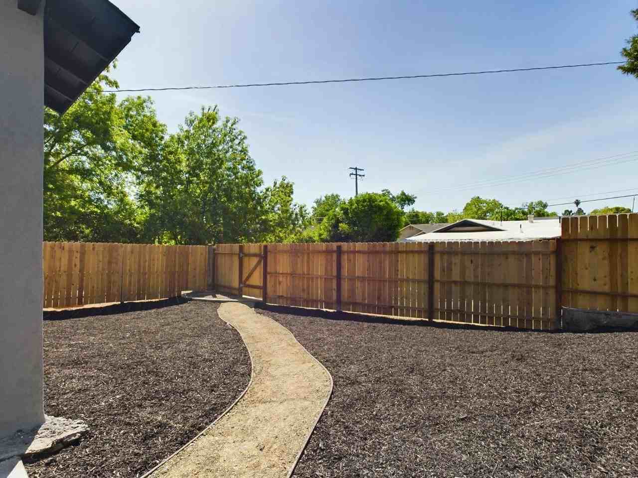 430 5th St, Unit N/A - Photo 5 of 17