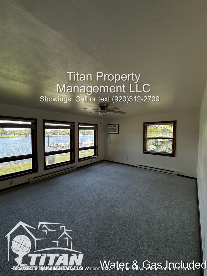 1527 Arboretum Drive - Photo 2 of 10