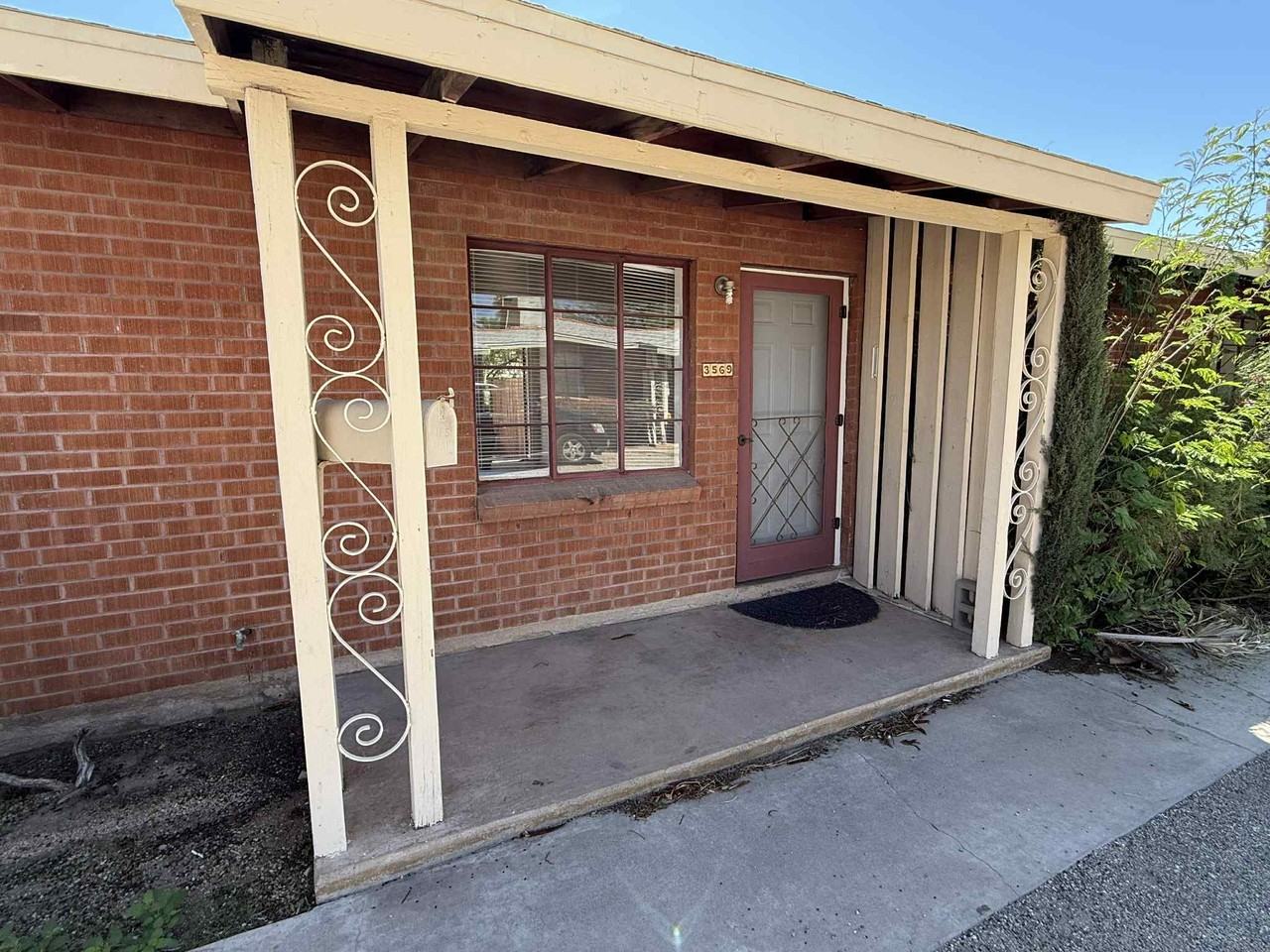 1660 // 3569 East 3rd Street - Photo 3 of 16