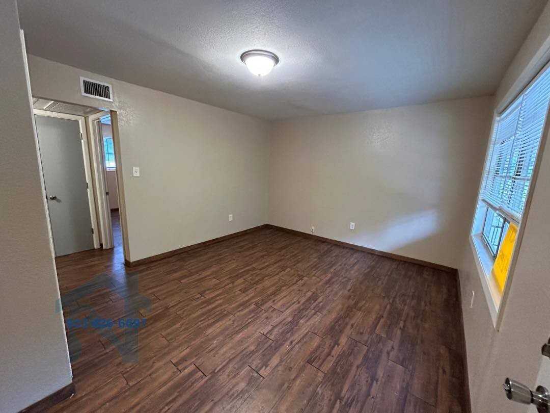 Hillside Apartments - Photo 3 of 10