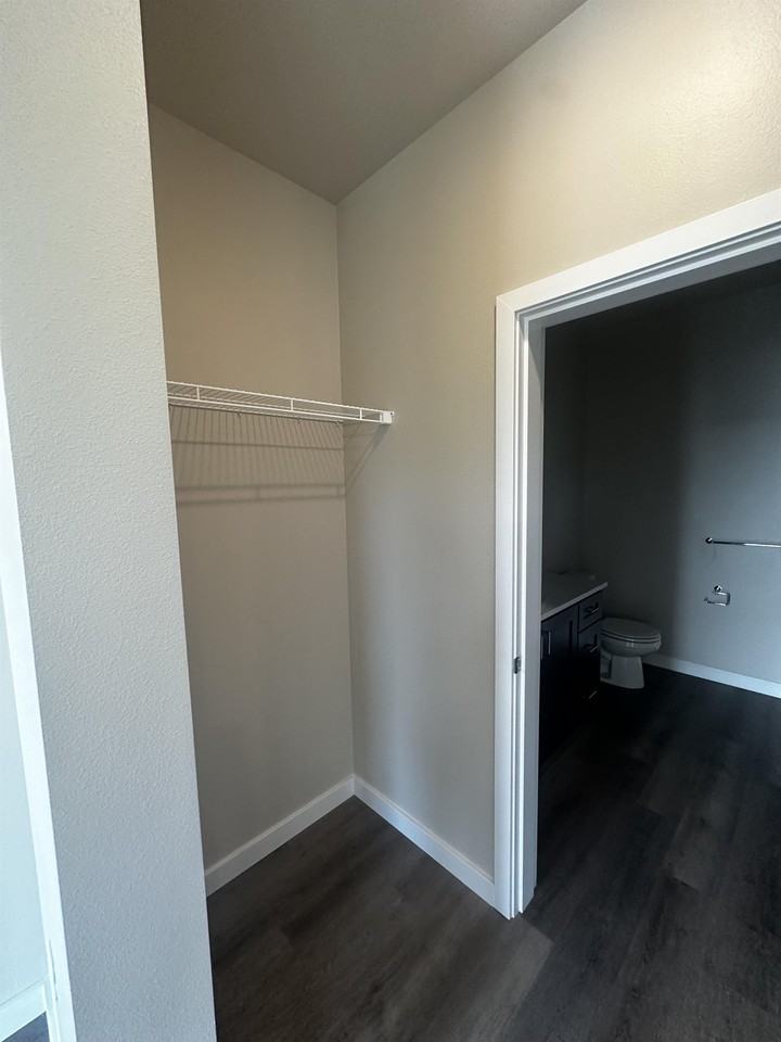 Urban Living at Fanno Creek - Photo 6 of 20