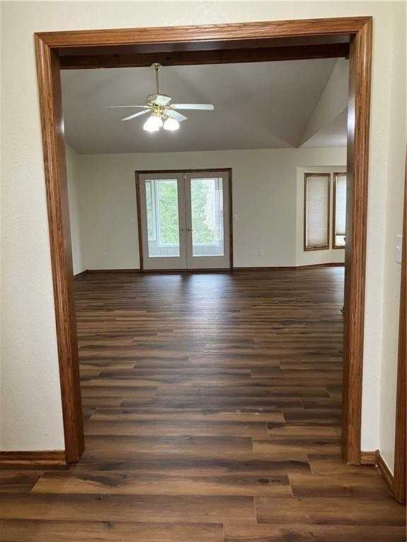 21 Farnham Dr - Photo 3 of 30