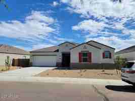 featured image of 3015 N Brooklyn Dr