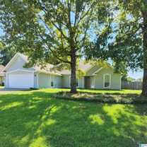3013 Bowron Rd - Photo 1 of 1