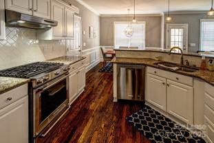 10400 Orchid Hill Ln - Photo 1 of 1