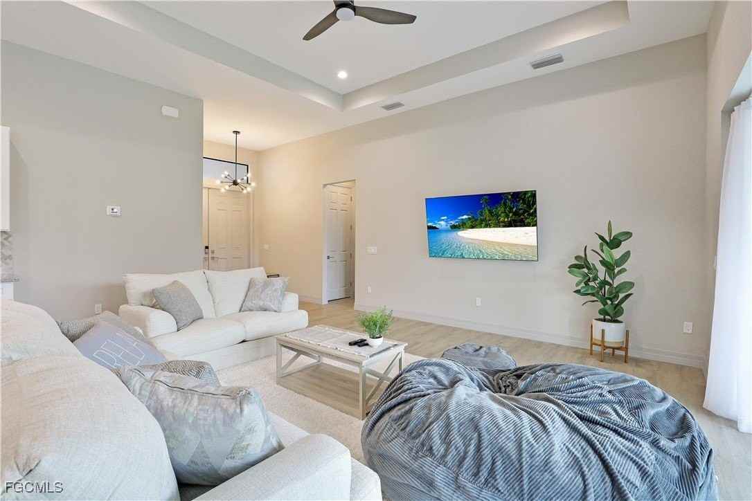 217 Nw 36th Ave - Photo 3 of 23