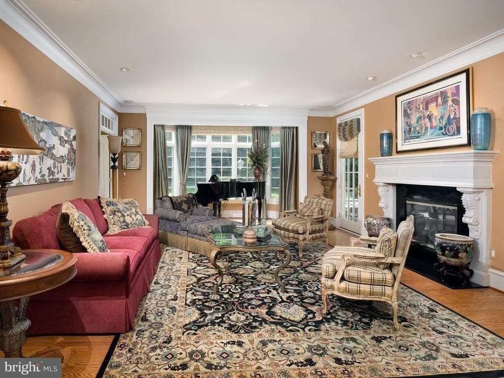 805 Montparnasse Pl - Photo 4 of 13