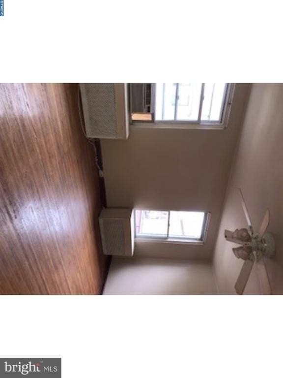 250 S 22nd St - Photo 6 of 12