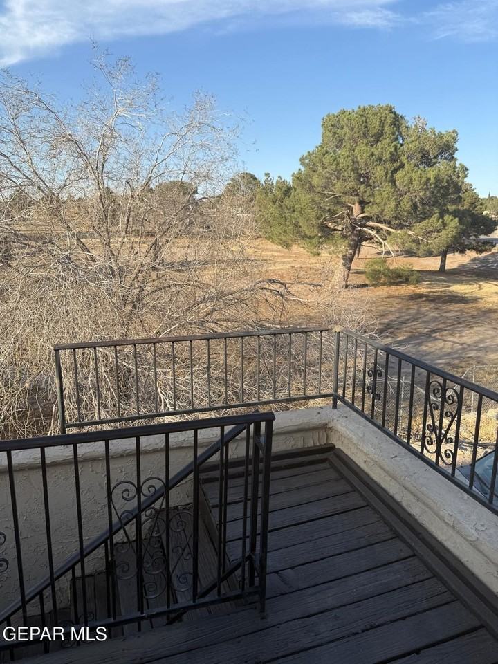 11217 Campestre Ln Apt D #D - Photo 5 of 25