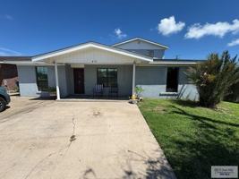 featured image of 415 Cisneros St #LOT1