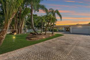 1850 Hibiscus Dr - Photo 1 of 1