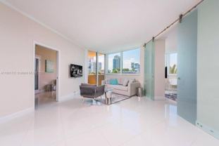 300 S Pointe Dr #706 - Photo 1 of 1