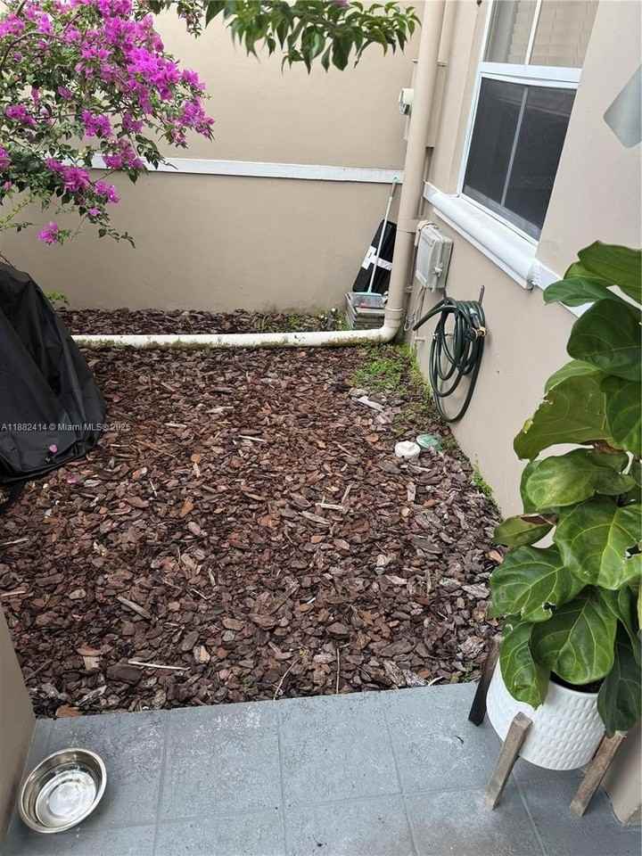 5460 Sw 70th Pl N #5460 - Photo 6 of 22