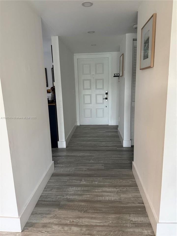 5460 Sw 70th Pl N #5460 - Photo 7 of 22