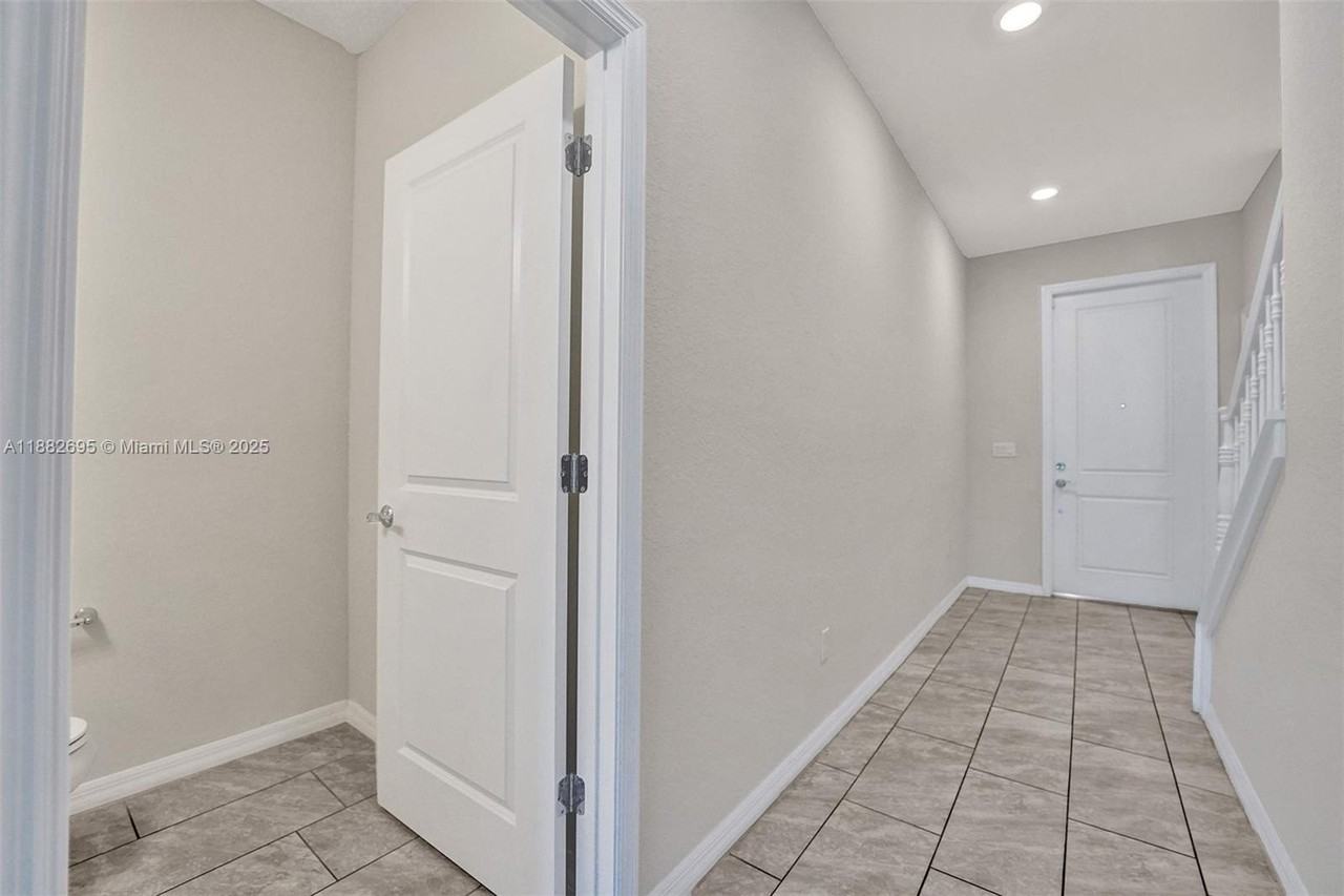 4764 Eucalyptus Drive - Photo 3 of 50