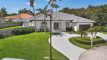 featured image of 17750 Sw 80th Ct