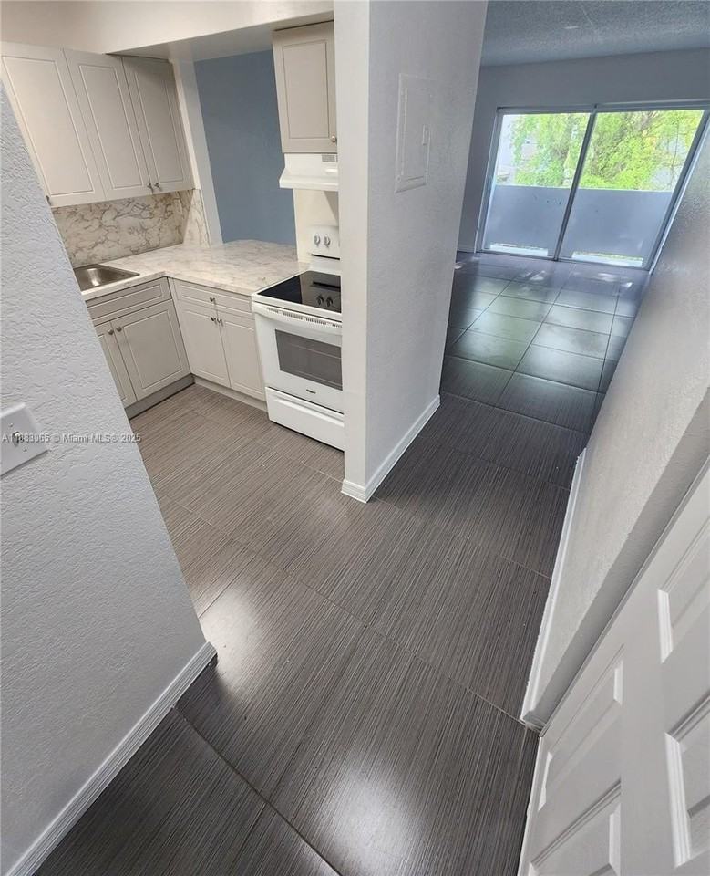 11120 Southwest 196th Street #308