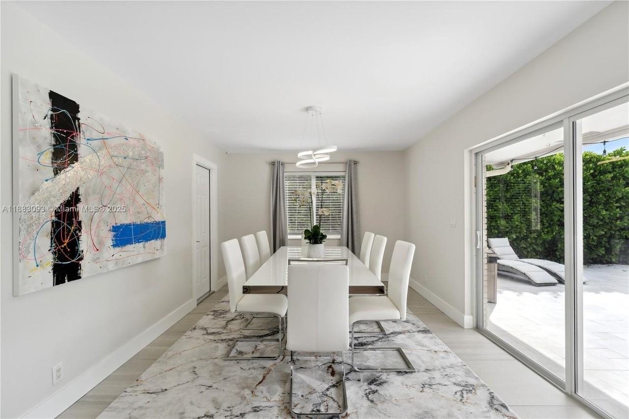 1424 Ne 53rd Ct #0 - Photo 6 of 20