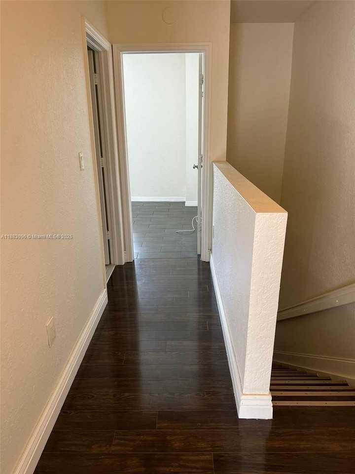 17018 Sw 138th Ct #0 - Photo 6 of 22