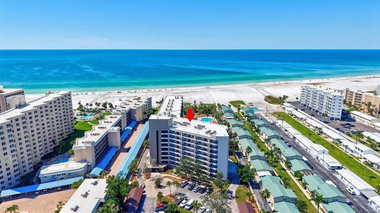 5880 Midnight Pass Rd #306 - Photo 6 of 50