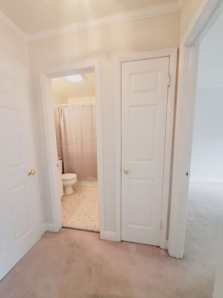 27 Oak St #11 - Photo 5 of 7