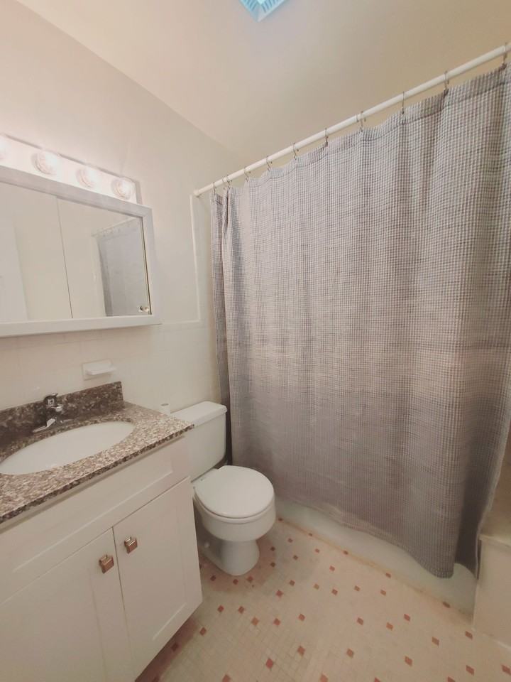 27 Oak St #11 - Photo 6 of 7