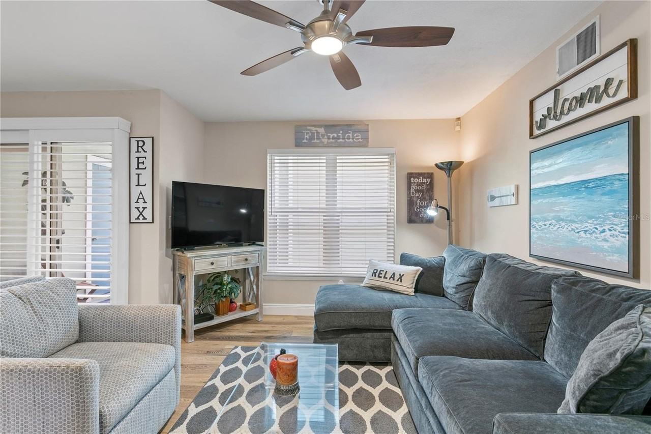 607 S Albany Ave #1 - Photo 5 of 34