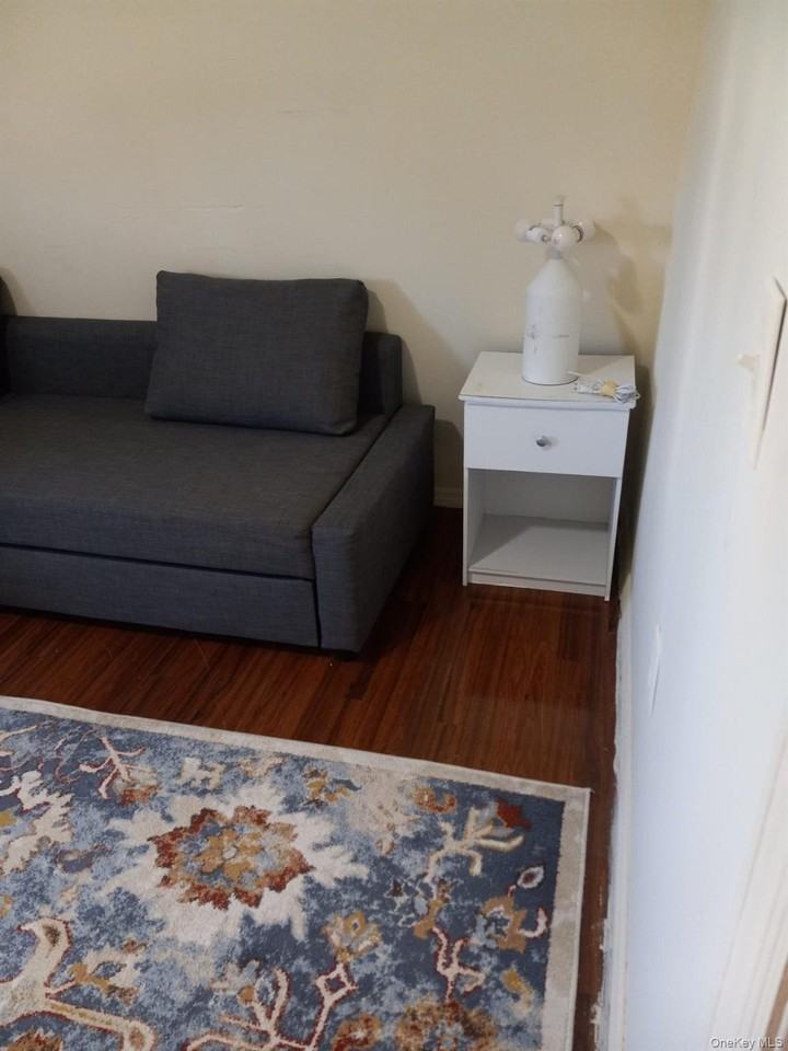 2230 100th St #3rdFL - Photo 3 of 25