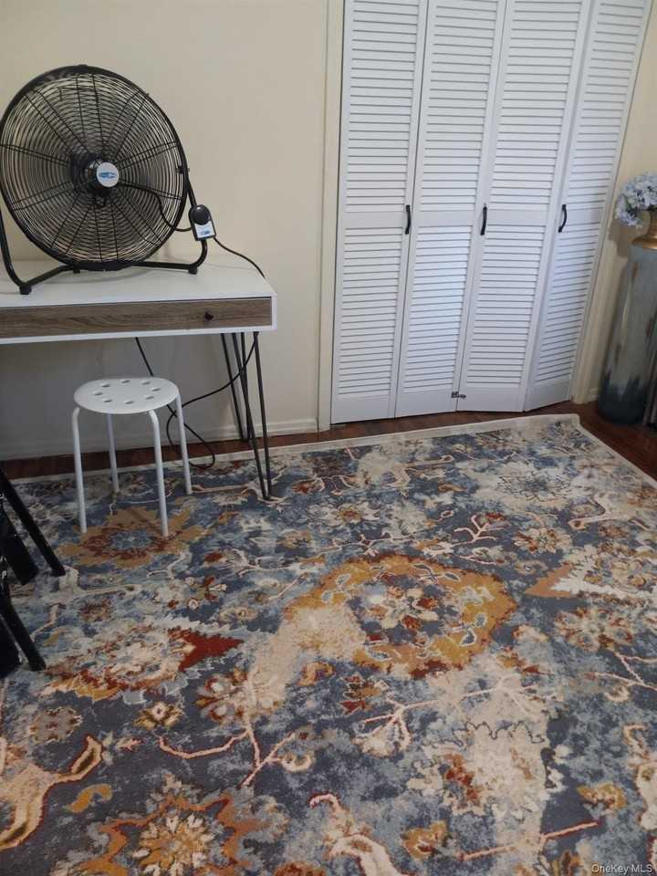 2230 100th St #3rdFL - Photo 5 of 25