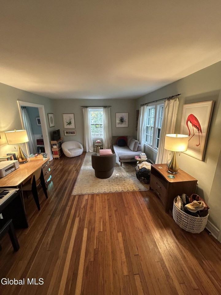 136 Adams Pl - Photo 3 of 16