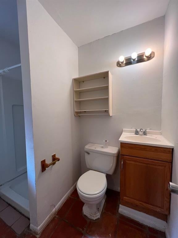 1018 Middle St Apt 2 - Photo 5 of 5