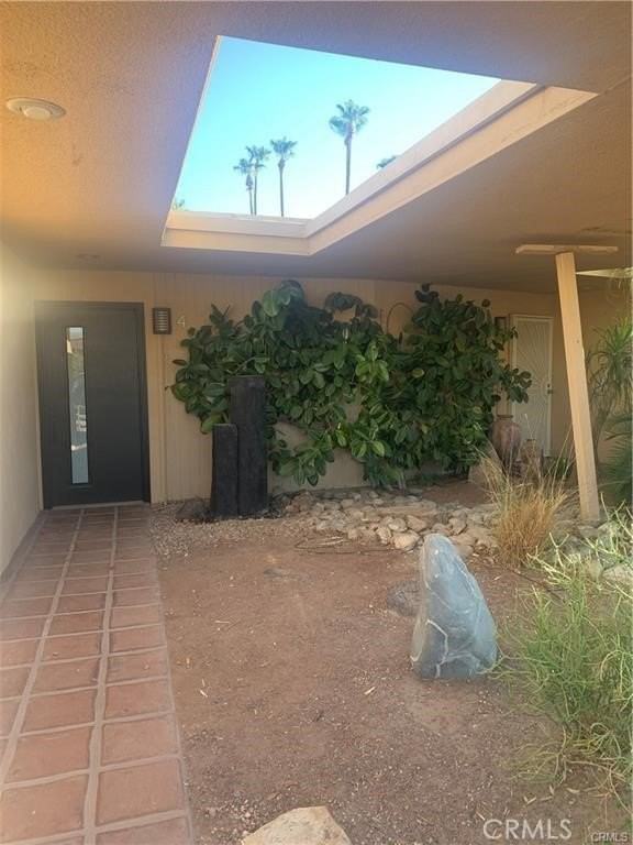 42425 Adams St - Photo 5 of 25